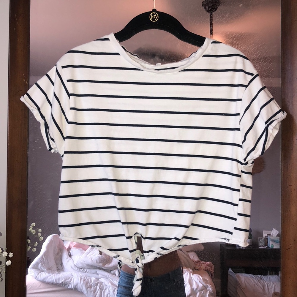 Short sleeved shirt